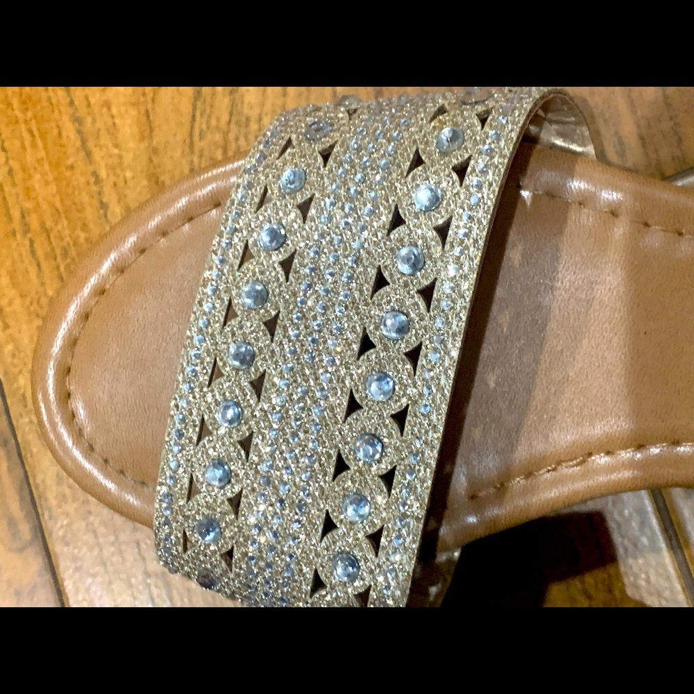 Daisy Fuentes gold bling sandals